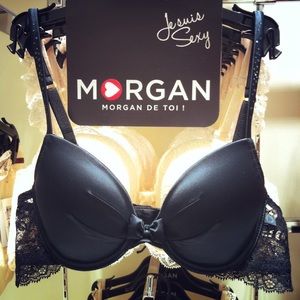 2/50👙 NWOT Morgan black bra and panty set US 34C